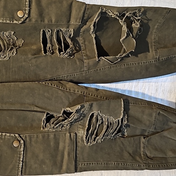Carmar Cargo Pants - Picture 3 of 16